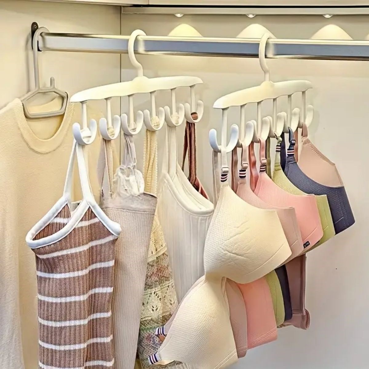 1 Adet Yer Tasarruflu 6 Kancalı Plastik Dolap İçi Düzenleyici Pratik Askı - Görsel 4
